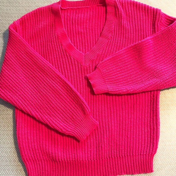 Sweaters - Hot Pink Crop Sweater